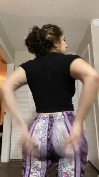 Tiktok know what i want 🍑