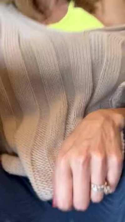 Cup of joe and a quick rub [GIF]