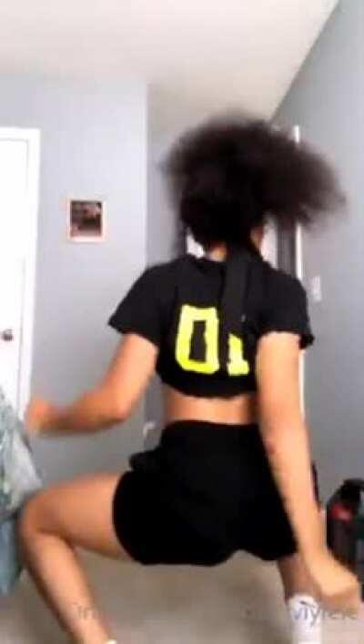 What type of Frog dance this bitch doing?