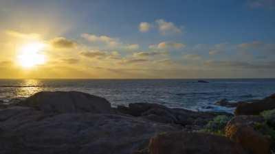 4K sunrise/sunset motion timelapses I took near Dunsborough, on the Western Australian Coastline. [0:28]