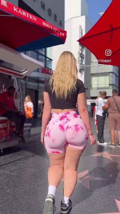 Hollywood blvd vs polish yams