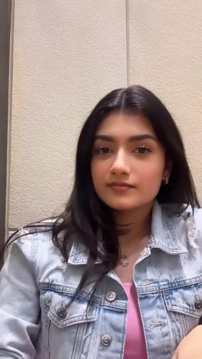 The way she looks 🙀🙀🙀 Amulya Rattan