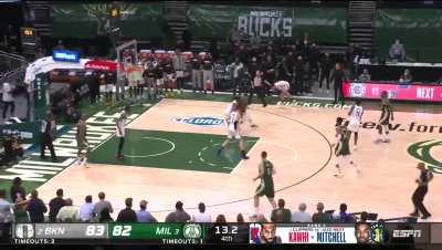 [Highlight] Holiday with the spin move layup to put Bucks up 1 with 11s left