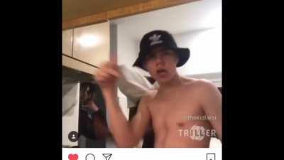 I discovered Laroi 2 1/2 years ago through this snippet. To this day I wish he dropped it :(