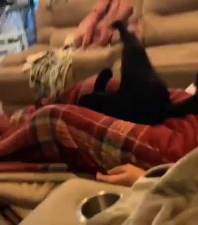 Swingin straightened feetsies