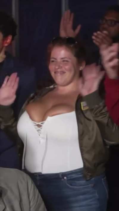 Miss, your TITS!!!