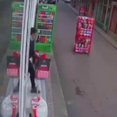 I must go, other chips needs me