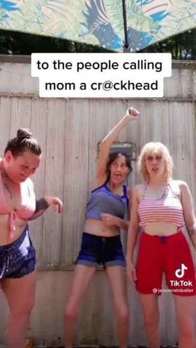 OMG SHUT UP ITS HEROIN NOT CRACK!!!