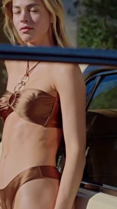 Caroline Kelley by Victor Quintana