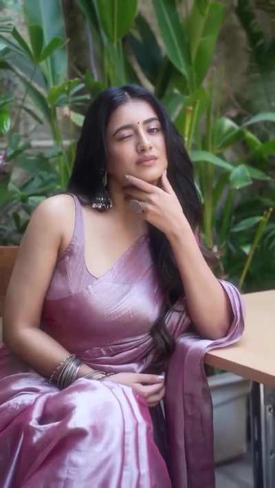 Rashi Singh Hot Sleeveless Saree 🔥🔥🔥