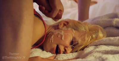 I wanna be woken up like this 😍