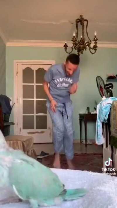 the duds reaction is fantastic...