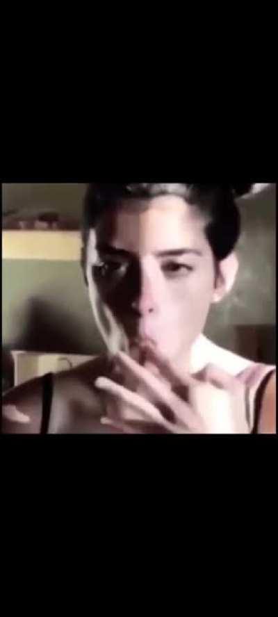 Dixie D'amelio Deepthroating A Banana 👅🍌