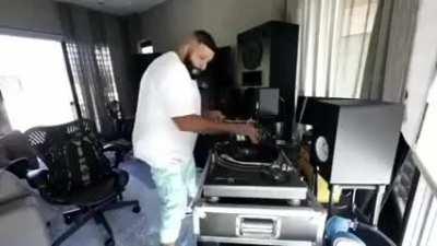 Khaled Mixing Some SHIT