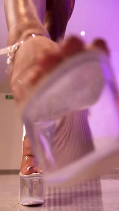 Not your average good girl 😇👉😈