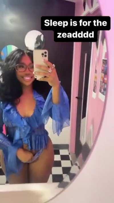 “Sleep is for the zeadddd” SZA via IG Stories.