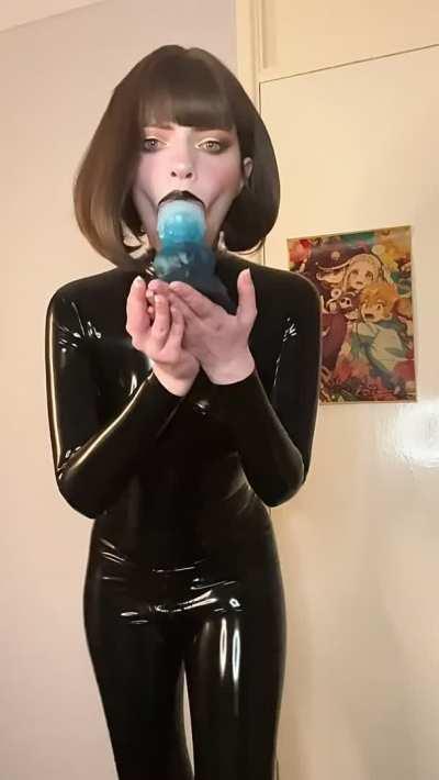 Fuck my mouth and make me a mess