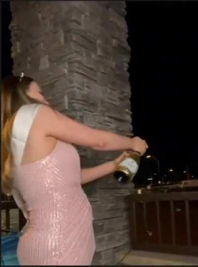 HMC Is this why it’s called cham-pain?