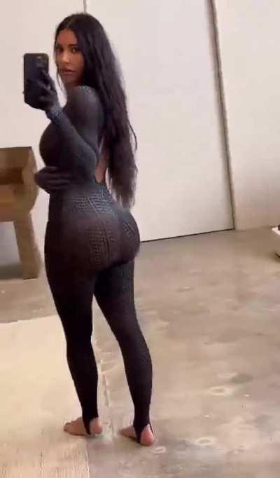 Did Kim start the trend of these huge asses?