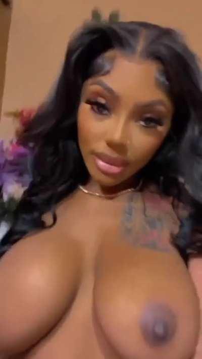 25F4M who's up? I'm horny asf, let me bounce on your dick🥵🥵🥵