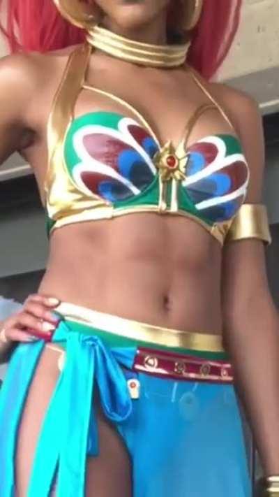This Urbosa from Legend of Zelda cosplay