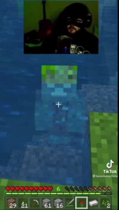 El ahogado: 😳👉🏻🌹👈🏻