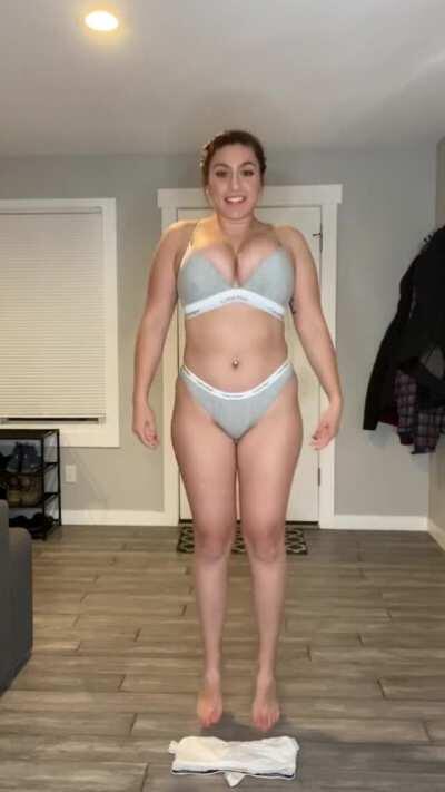 She is Back 😍 ( her Free album In Comments )