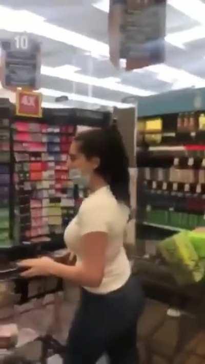 Ashley wants all the smoke, as she confronts 2 girls in Ralph's grocery store.