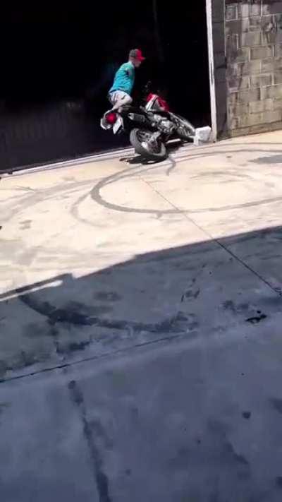 HMB while i do donuts