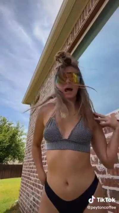 finally some ass action