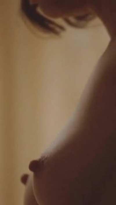 Lizzy Caplan Nipples In Showtime … “Masters Of Sex” Is 🔥🔥🔥