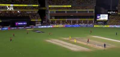 Mithai baat rhi ha yaha jo dauda aa rha ha 