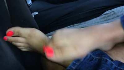 She really know how to use her feet