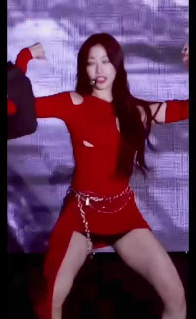 Le Sserafim - Kazuha