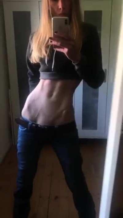 Since you guys wanted to see low rise jeans.....