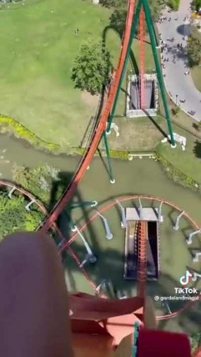 POV: this rollercoaster rider
