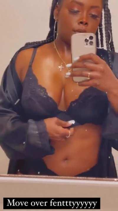 RacquelMills - Video #1671