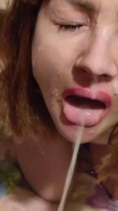 Rundalya played the role of a housewife who got jizzed on her face.