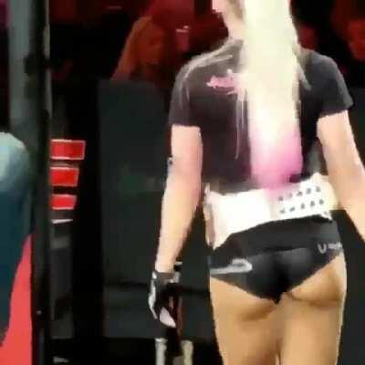 Alexa Bliss 🍑