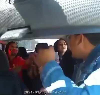 Girl refuses to wear a mask and gets mad at the uber driver