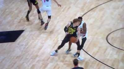 [Highlight] A foul was called on this three point shot from Lauri Markannen before Herro proclaimed that ball does not lie