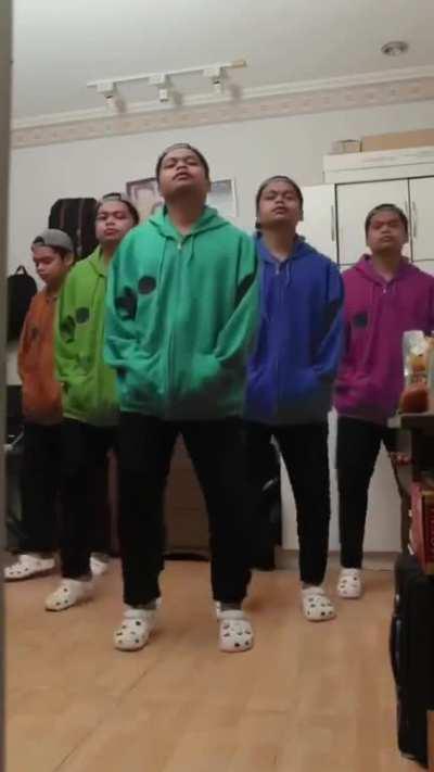 I'm bored... I know what to do!