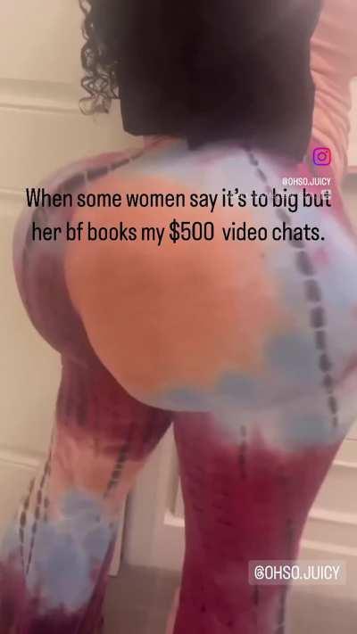 She gotta be trolling with that caption 🤣