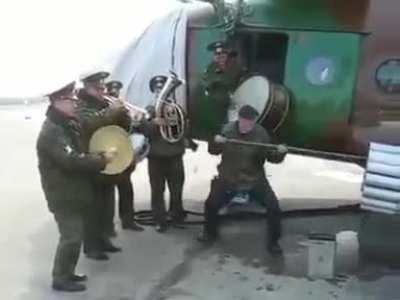 Group of bards giving support to the party