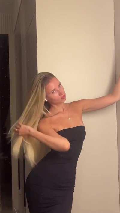 Polina Malinovskaya - Long, Slick Black Dress, Part 2 (IG Story Clip)