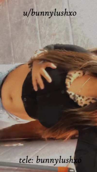 Come closer… I’m teasing you, not the mirror 😈✨