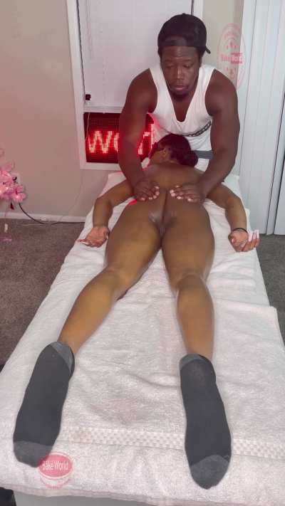 Bake world massage for Christmas is the best feeling, Whats ur Fav happy ending
