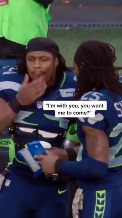 Football bro helping out footbal bro