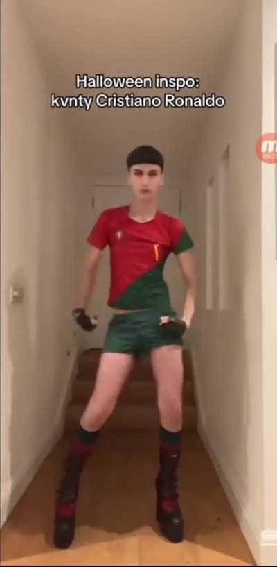 My idol is not afraid to express himself even in Saudi Arabia 🥺