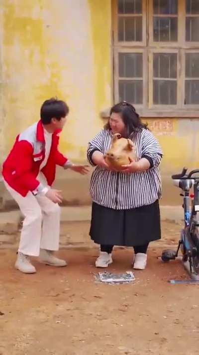 A lore da Thaís Carla chinesa 